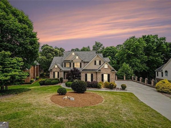 4621 Chartwell Chase Court, Flowery Branch, GA 30542
