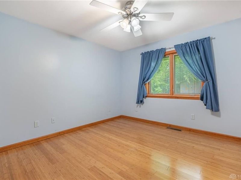 5440 Royalwood Drive, Centerville, OH 45429 Photo 16