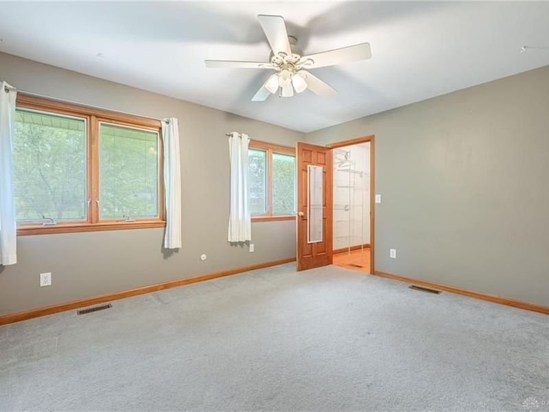 5440 Royalwood Drive, Centerville, OH 45429 Photo 22