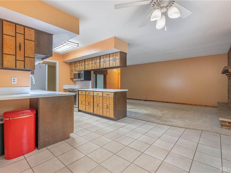 5440 Royalwood Drive, Centerville, OH 45429 Photo 7