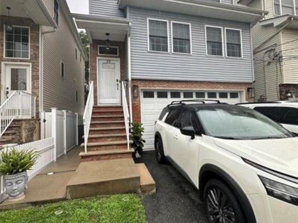 24 New Street 2, BAYONNE, NJ 07002
