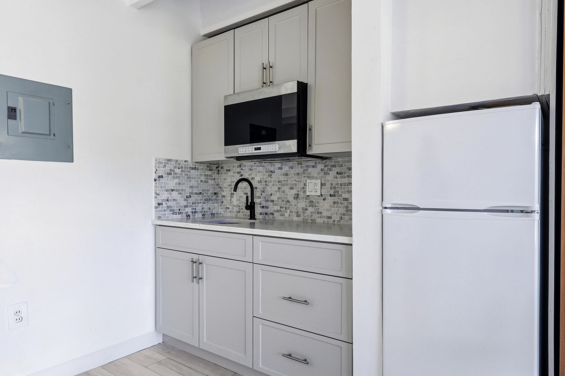 4001 S Ocean Boulevard, Unit 209, South Palm Beach, FL 33480 Photo