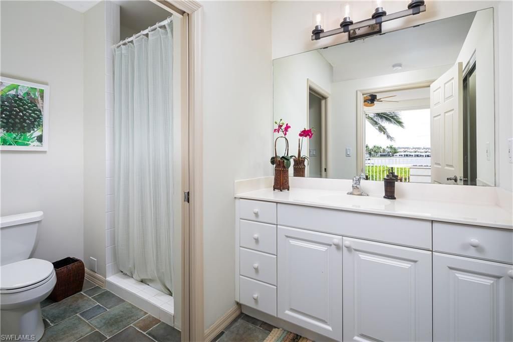 410 Flagship Dr, Unit 806, Naples, FL 34108 Photo