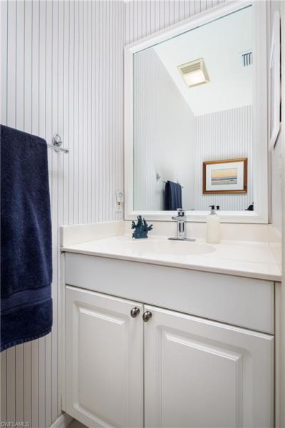 410 Flagship Dr, Unit 806, Naples, FL 34108 Photo
