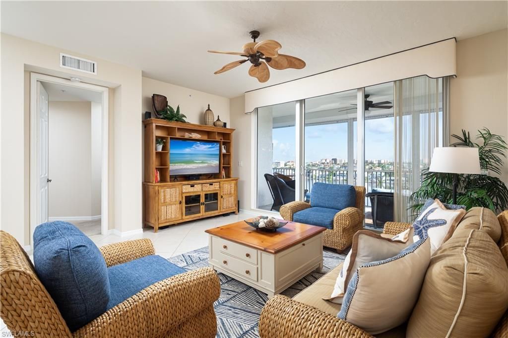 410 Flagship Dr, Unit 806, Naples, FL 34108 Photo