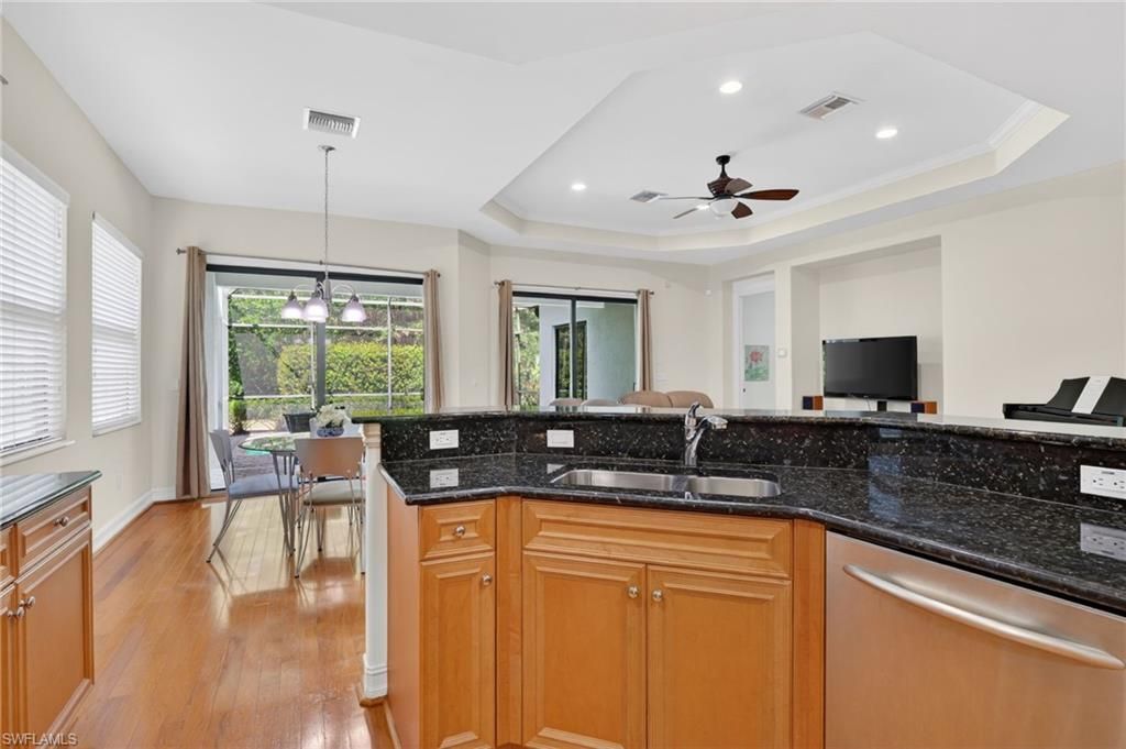 1454 Serrano Cir, Naples, FL 34105 Photo