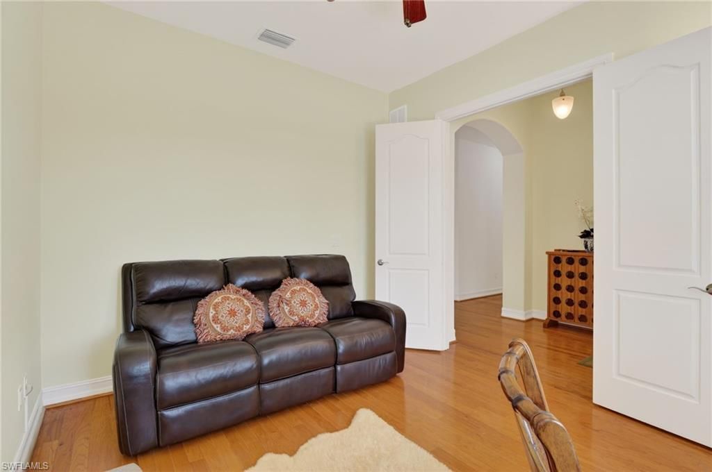 1454 Serrano Cir, Naples, FL 34105 Photo