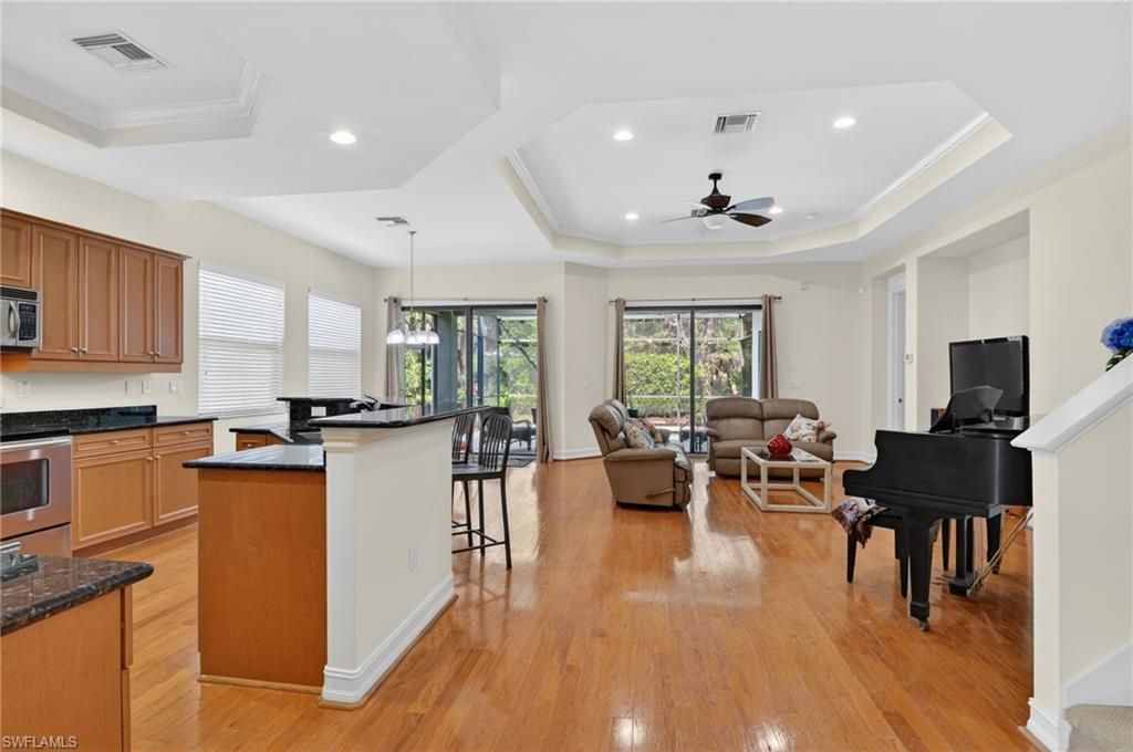 1454 Serrano Cir, Naples, FL 34105 Photo