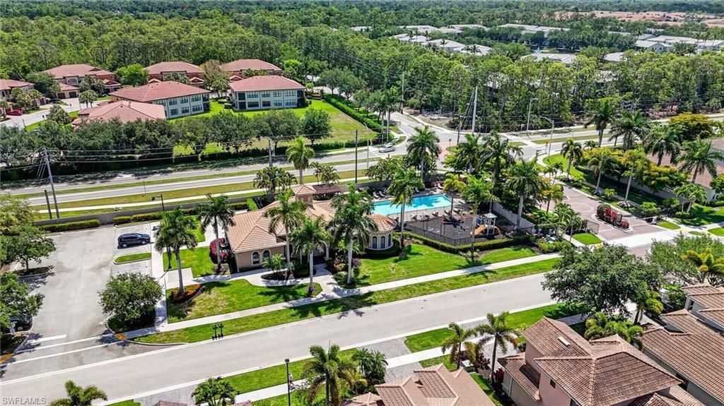 1454 Serrano Cir, Naples, FL 34105 Photo