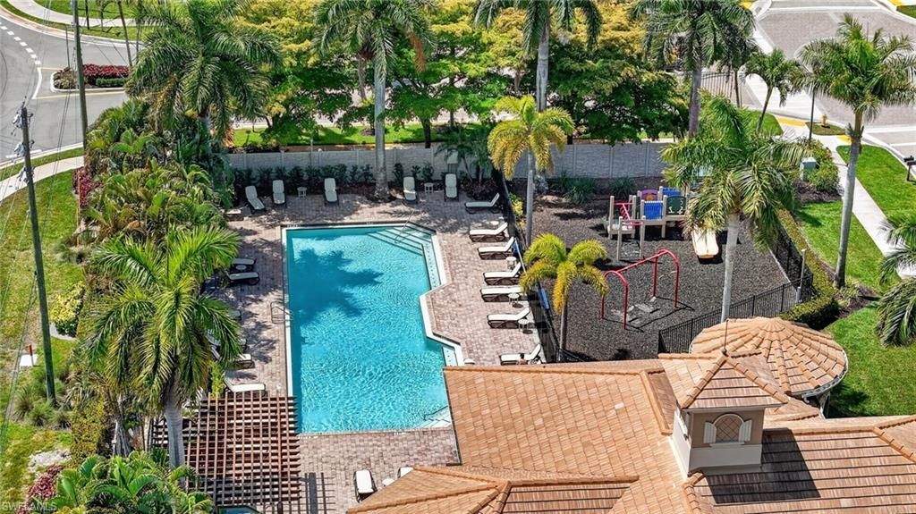 1454 Serrano Cir, Naples, FL 34105 Photo