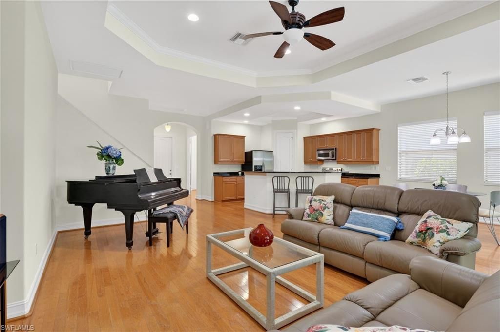1454 Serrano Cir, Naples, FL 34105 Photo