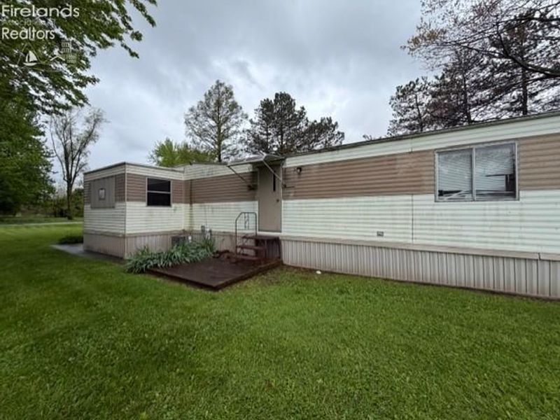 820 Sunny Acres, Fremont, OH 43420 Photo 4