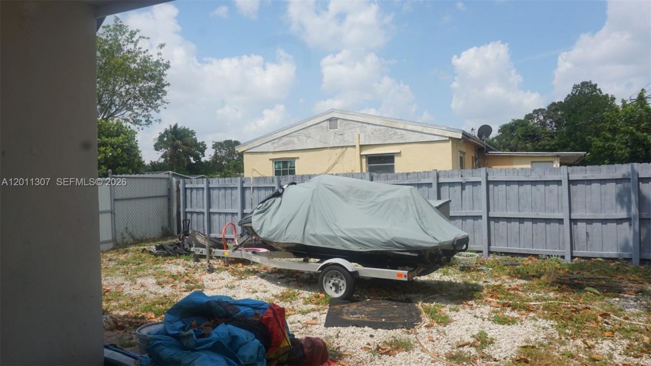 335 NW 187th St, Miami Gardens, FL 33169 Photo