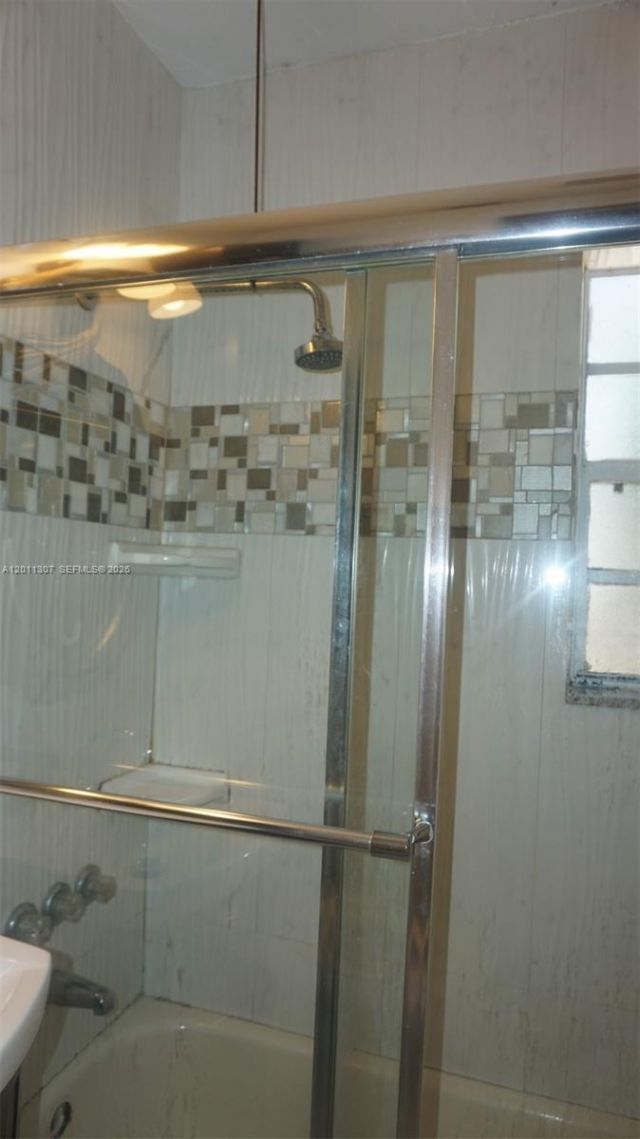 335 NW 187th St, Miami Gardens, FL 33169 Photo