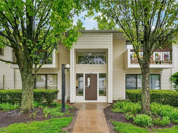 2930 N Bay Drive, Unit L7, Westlake, OH 44145