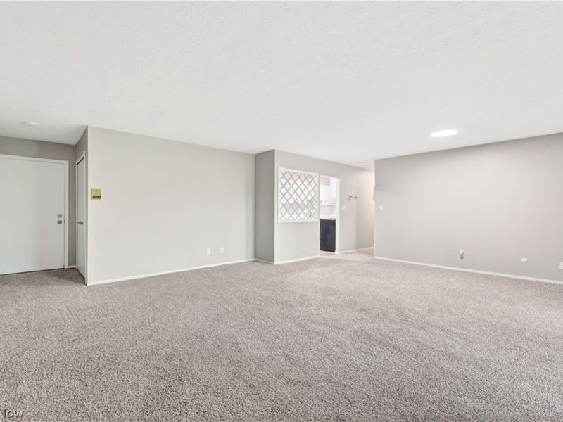 2930 N Bay Drive, Unit L7, Westlake, OH 44145 Photo 3