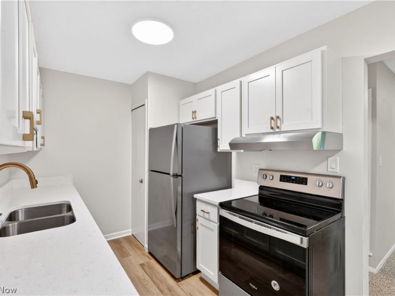 2930 N Bay Drive, Unit L7, Westlake, OH 44145 Photo 8