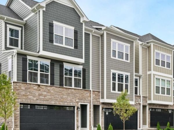 184 Breckenridge Court , Cranberry Twp, PA 16066