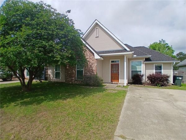 70371 10TH Street , Covington, LA 70433