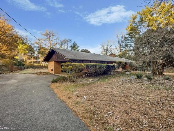 132 OSAGE LANE, NEWARK, DE 19711