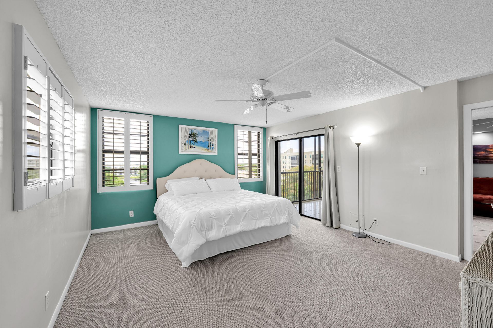 2205 S Cypress Bend Drive, Unit 801, Pompano Beach, FL 33069 Photo