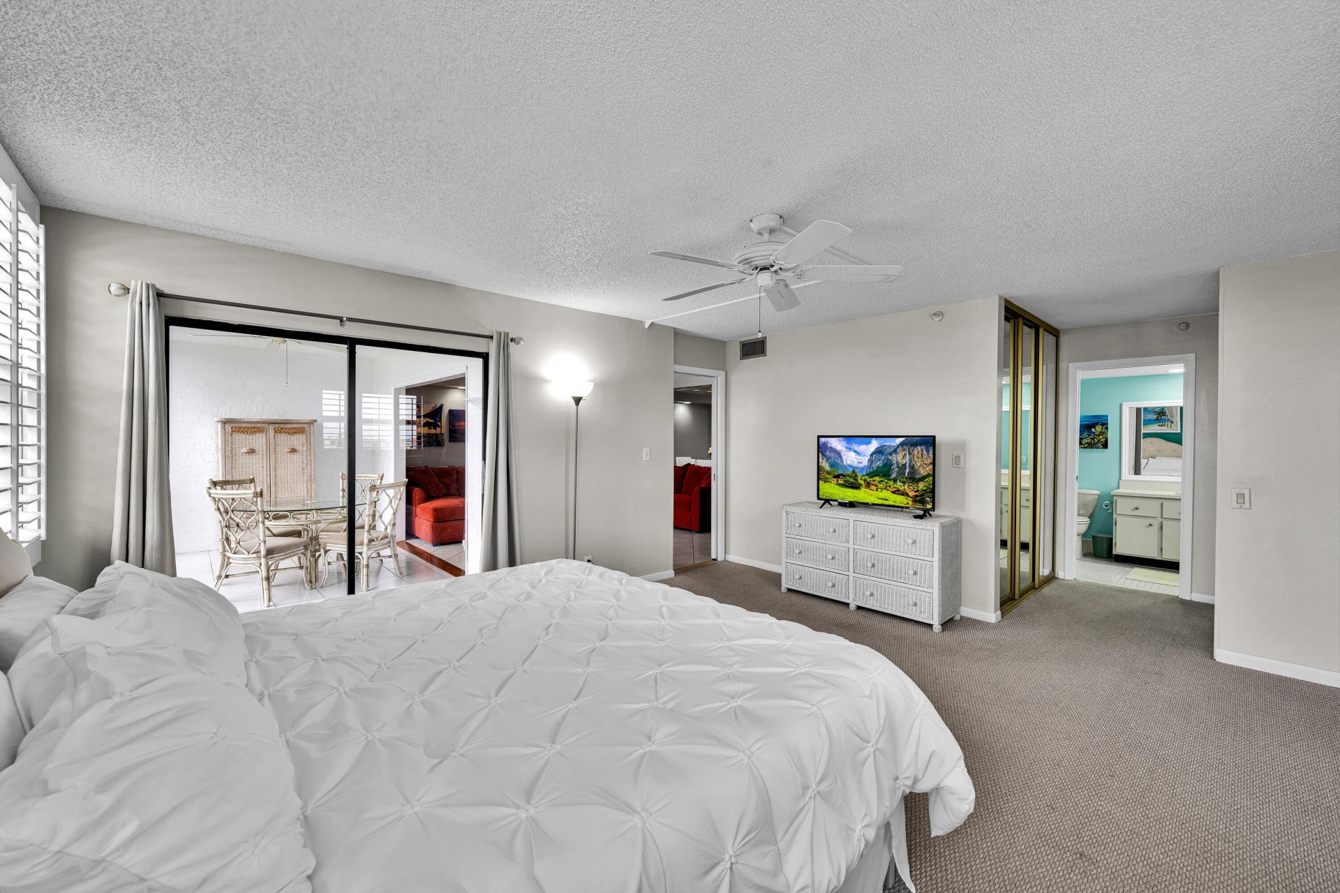 2205 S Cypress Bend Drive, Unit 801, Pompano Beach, FL 33069 Photo