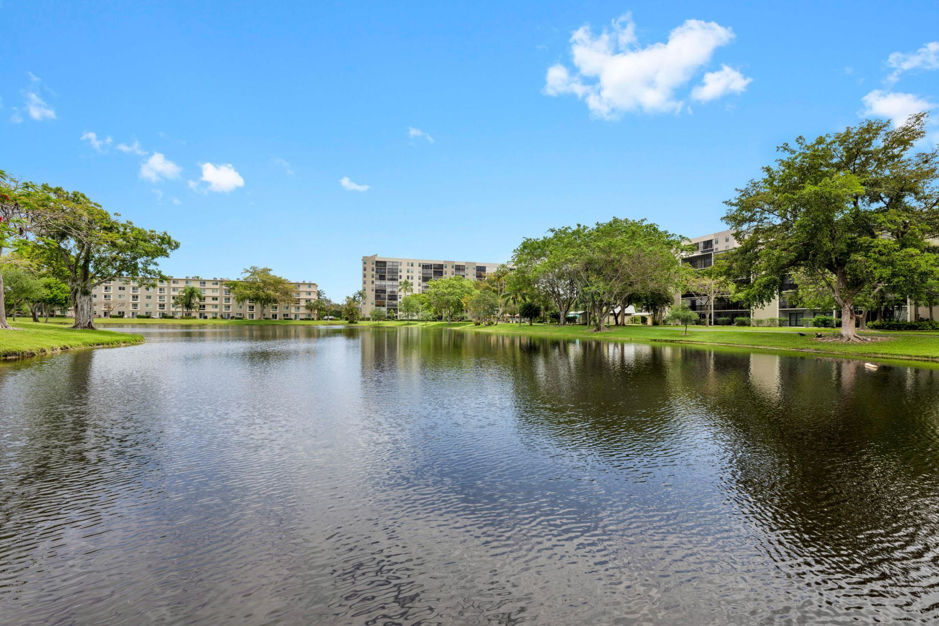 2205 S Cypress Bend Drive, Unit 801, Pompano Beach, FL 33069 Photo