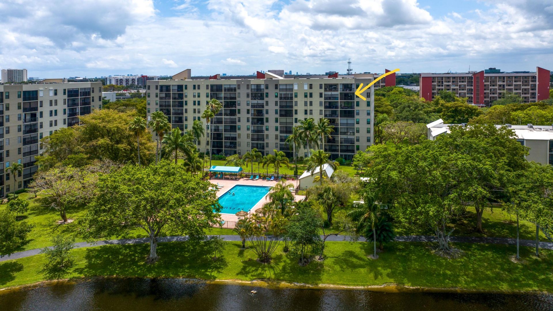 2205 S Cypress Bend Drive, Unit 801, Pompano Beach, FL 33069 Photo