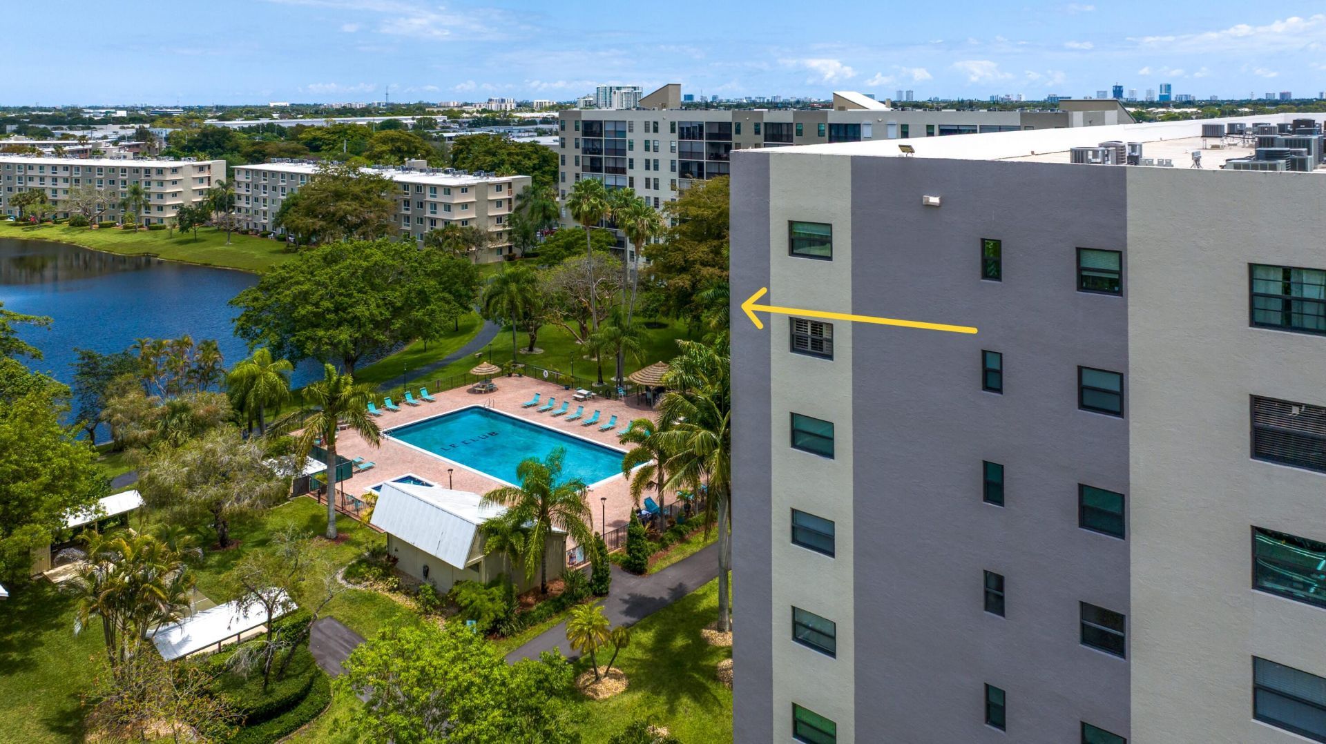 2205 S Cypress Bend Drive, Unit 801, Pompano Beach, FL 33069 Photo