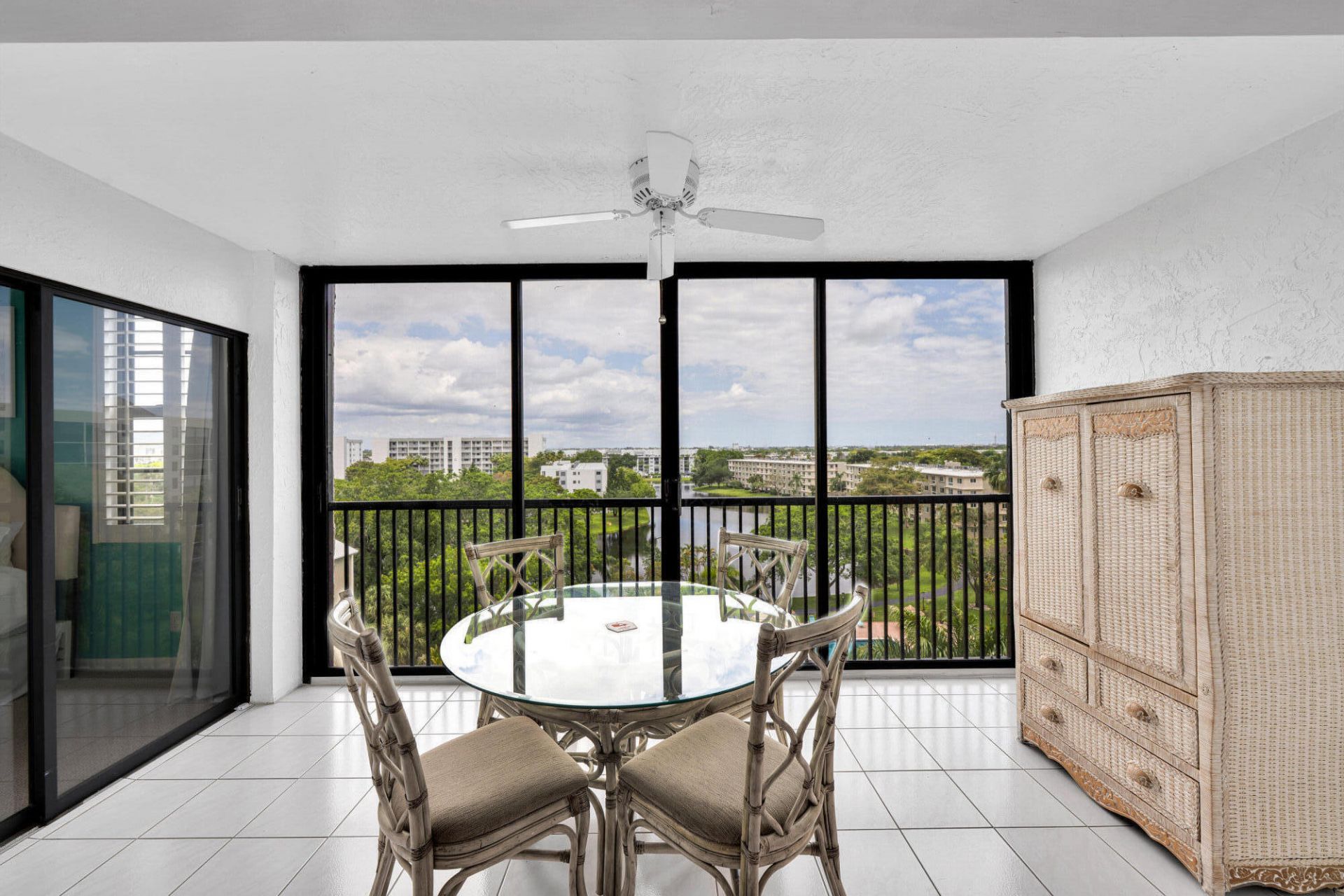 2205 S Cypress Bend Drive, Unit 801, Pompano Beach, FL 33069 Photo