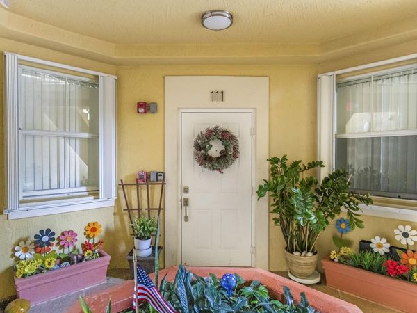 8912 W Flagler Street, Miami, FL 33174
