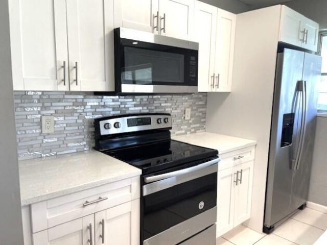 580 High Point Drive, Unit B, Delray Beach, FL 33445 Photo