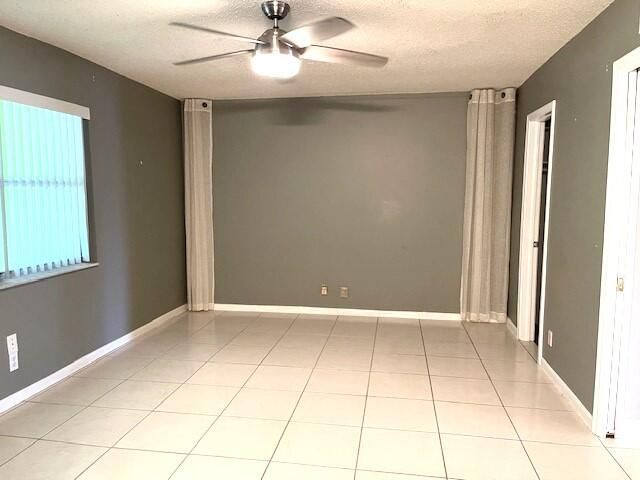 580 High Point Drive, Unit B, Delray Beach, FL 33445 Photo