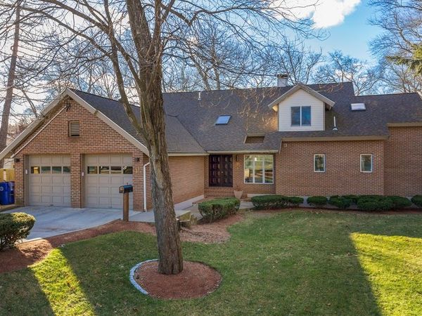 11 Beethoven Ave, Unit 11, Newton, MA 02468
