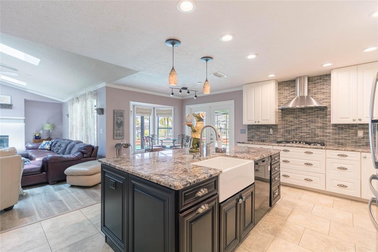 6602 Seabird Way, Apollo Beach, FL 33572 Photo
