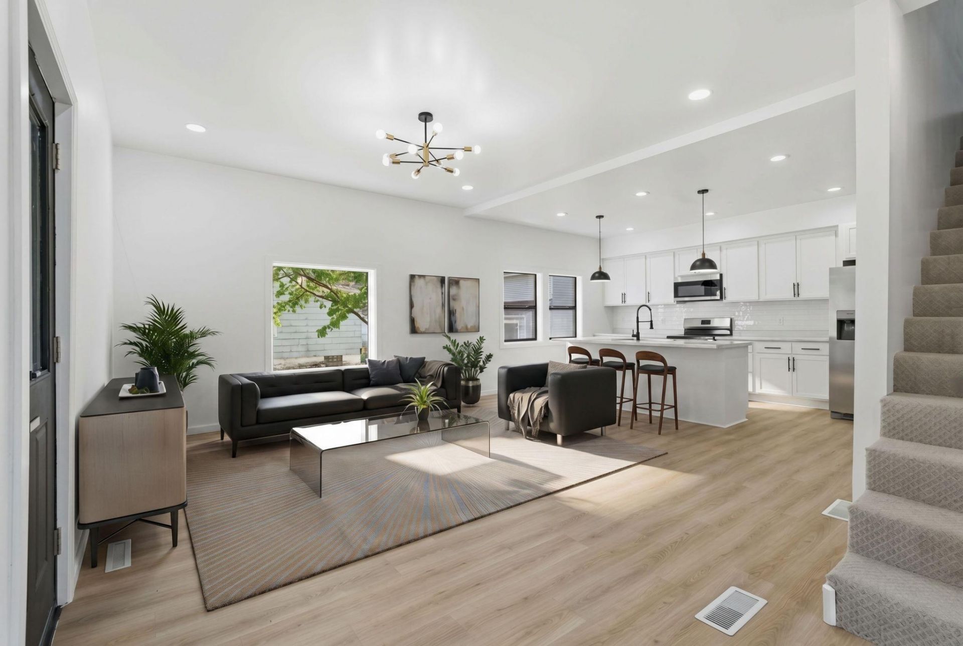 611 3rd Street NW, Austin, MN 55912
