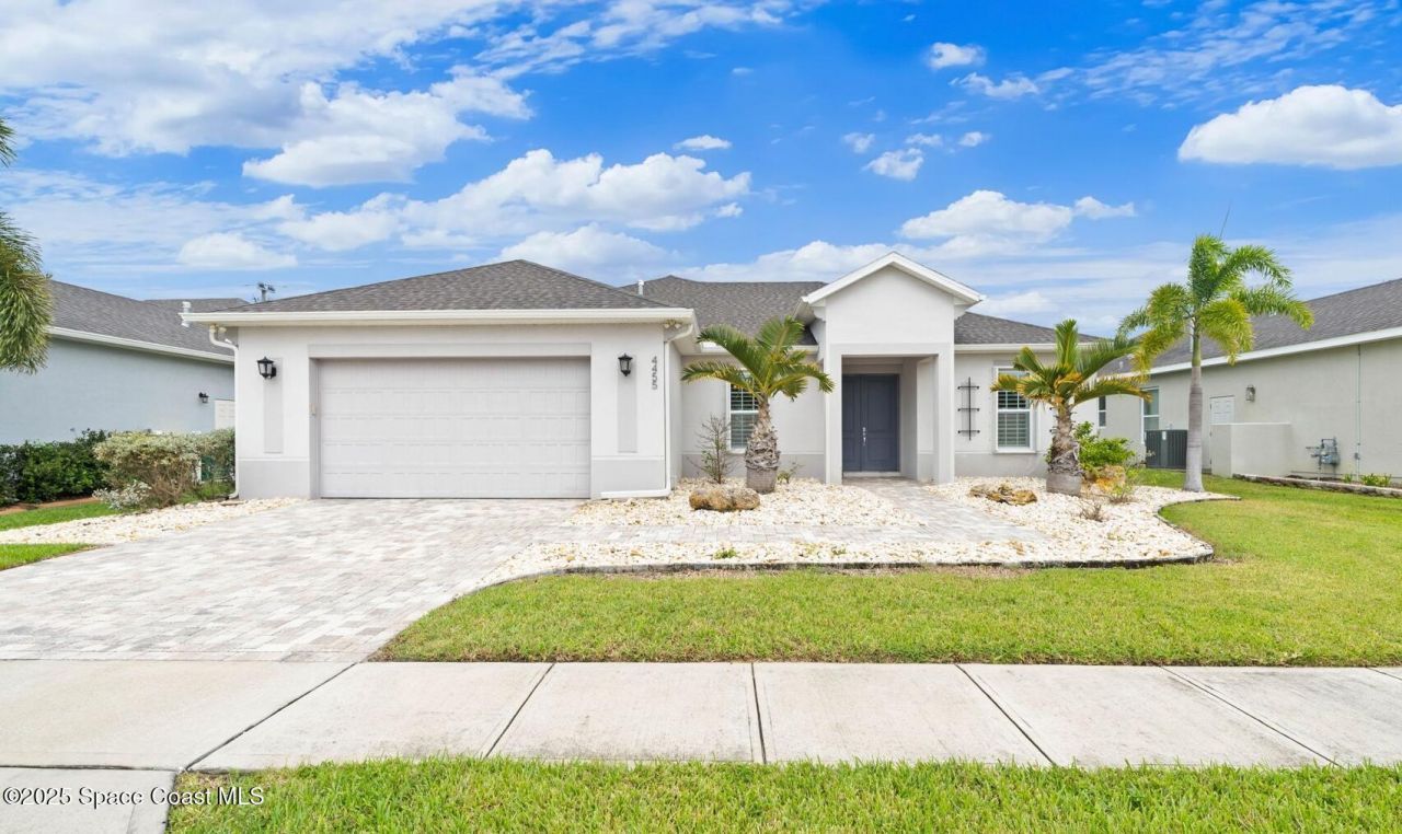 4455 Negal Circle, Melbourne, FL 32901 Photo