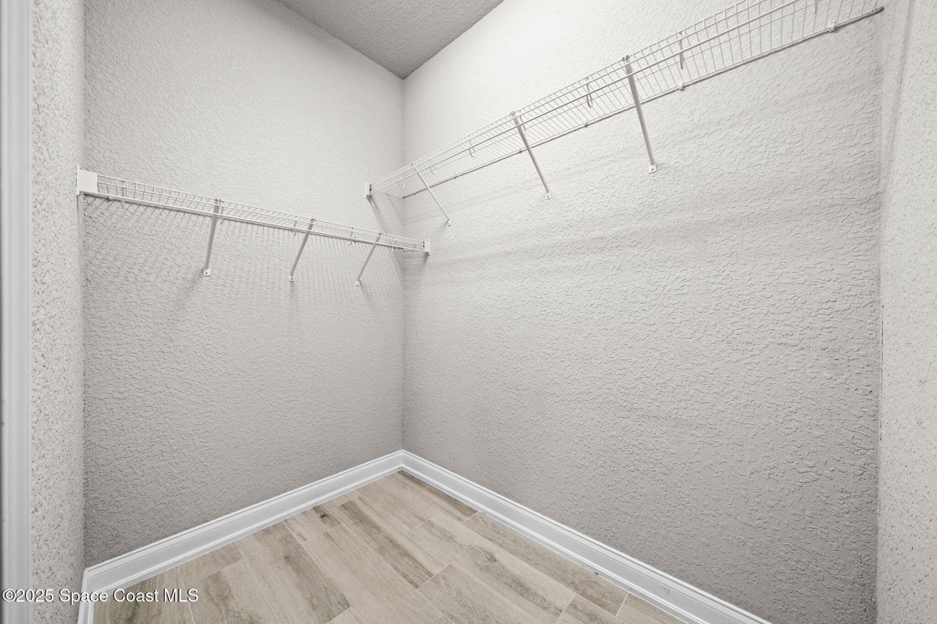 4455 Negal Circle, Melbourne, FL 32901 Photo