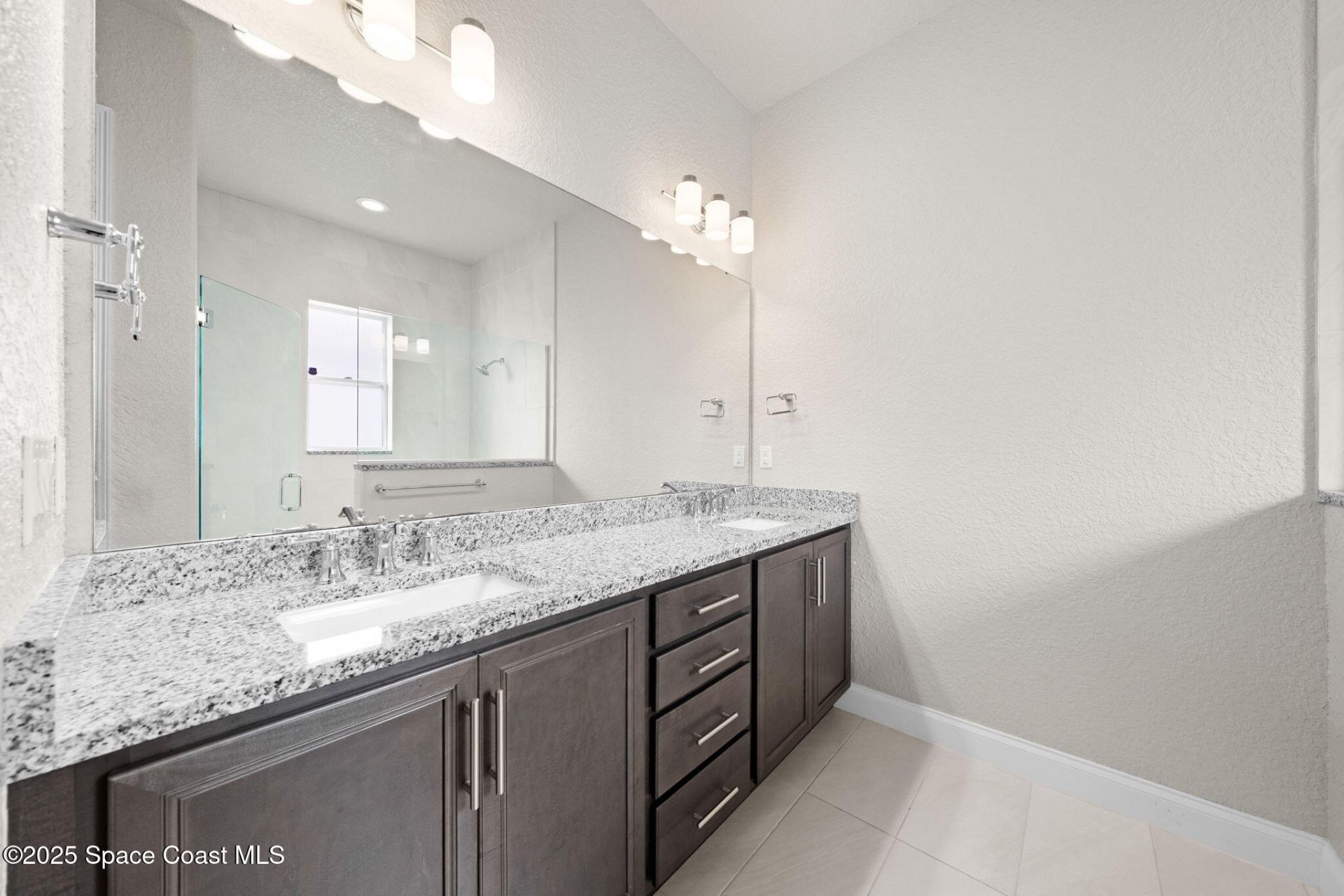 4455 Negal Circle, Melbourne, FL 32901 Photo
