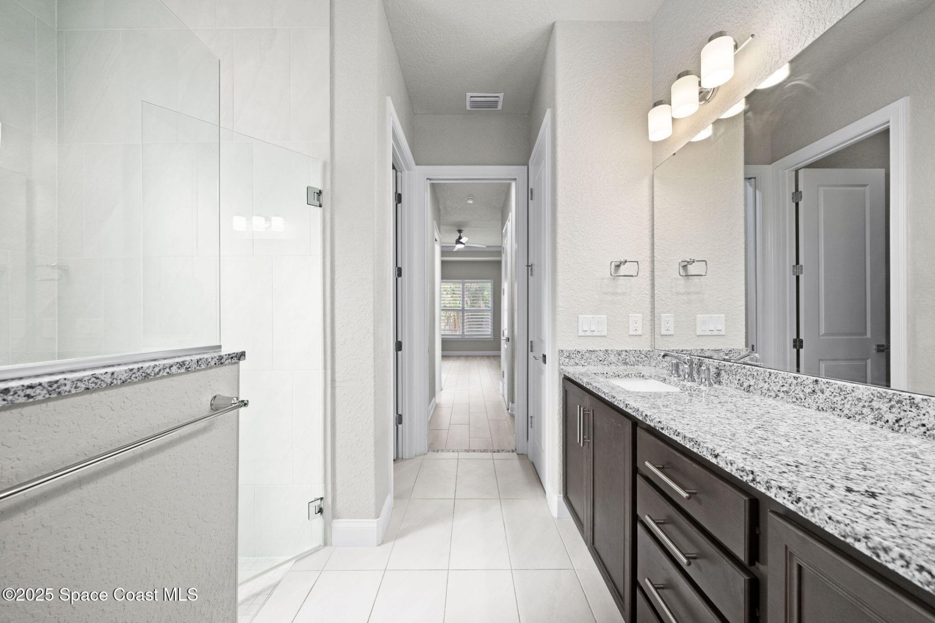 4455 Negal Circle, Melbourne, FL 32901 Photo