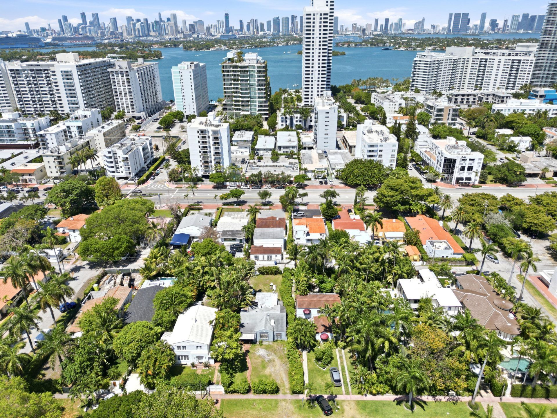 1324 Lenox Avenue, Miami Beach, FL 33139 Photo