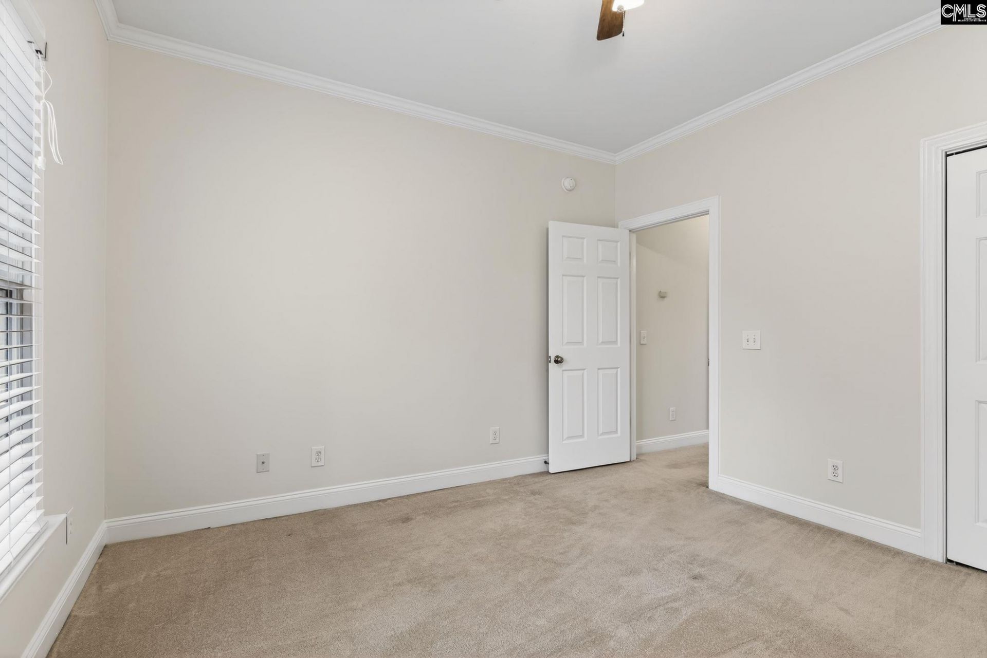 212 Bays End Court Photo 30