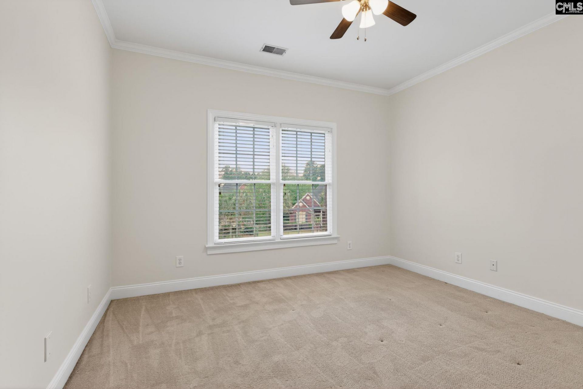 212 Bays End Court Photo 30