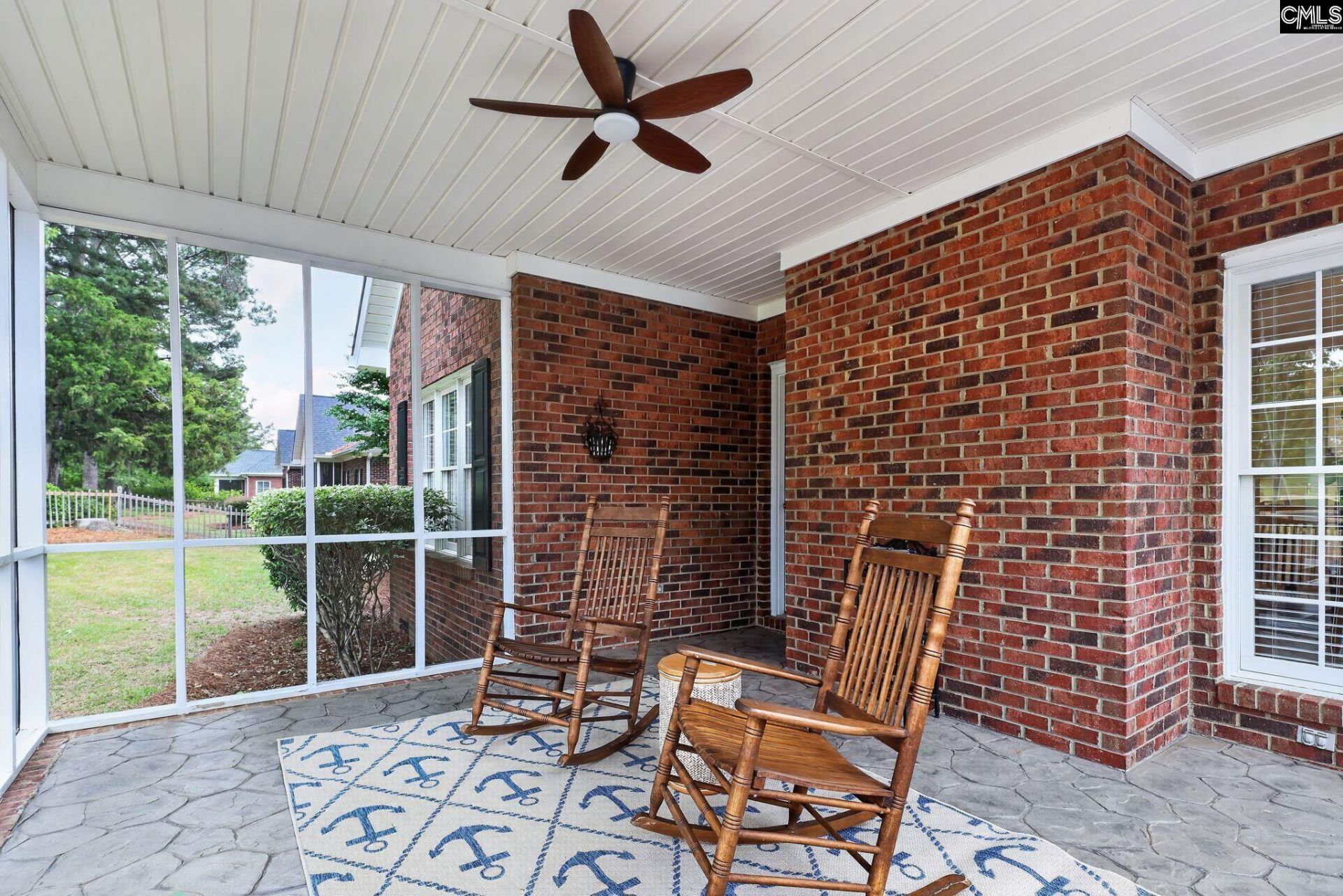 212 Bays End Court Photo 42