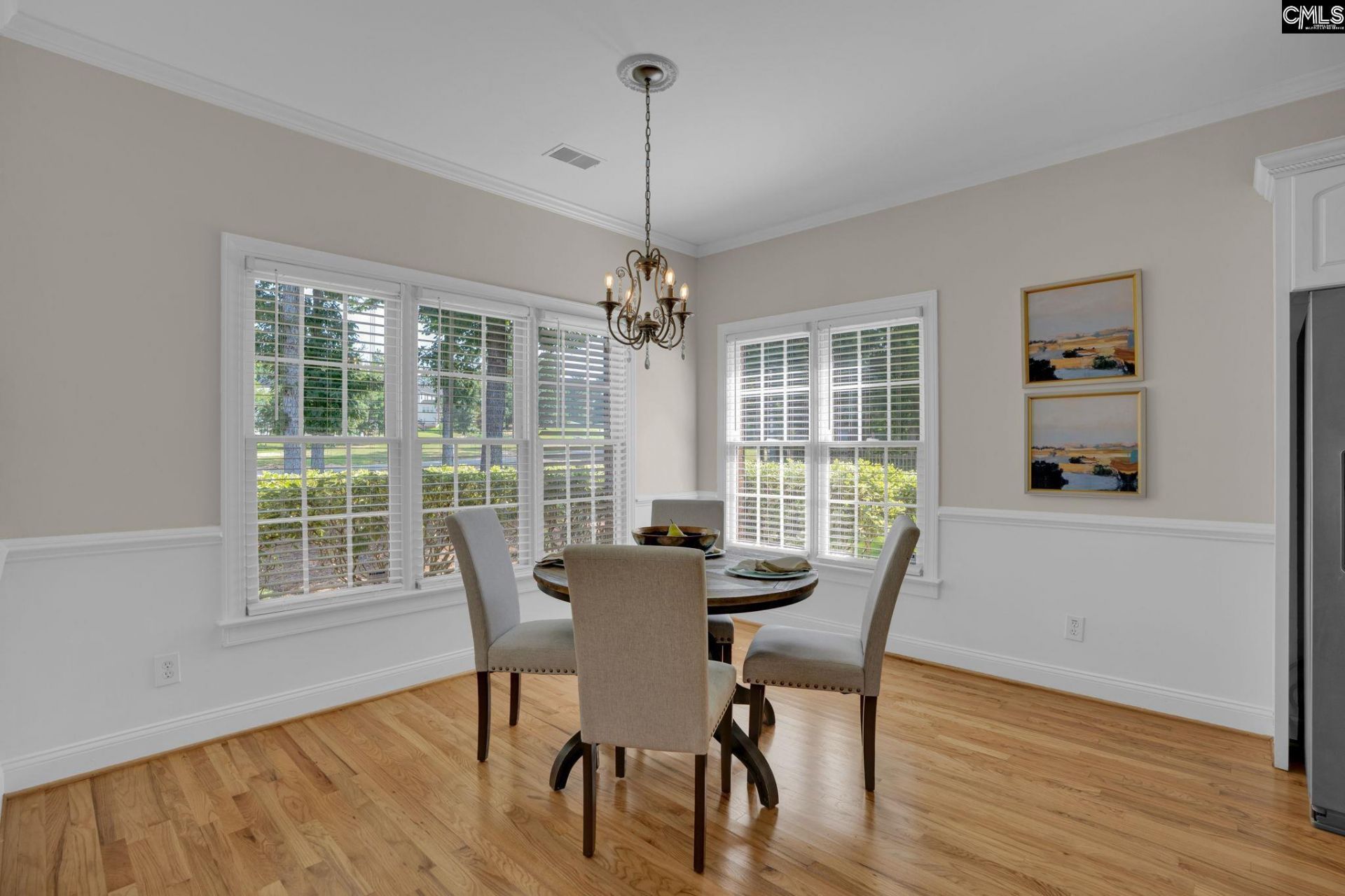 212 Bay's End Court Photo 9