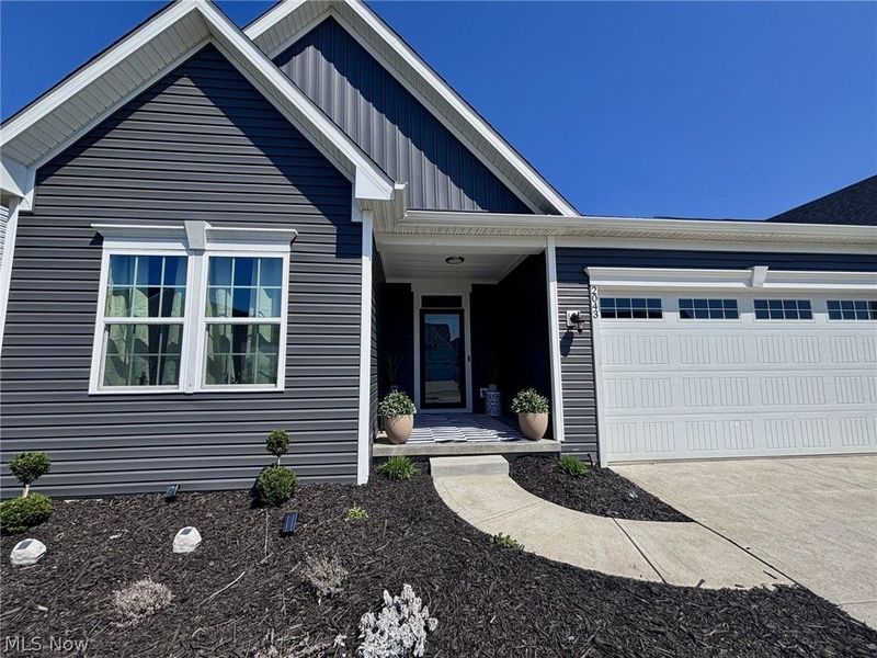 2043 Farroni Drive, Willoughby, OH 44094 Photo 1