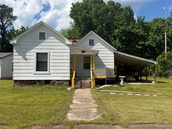 403 E Blair , Wilburton, OK 74578