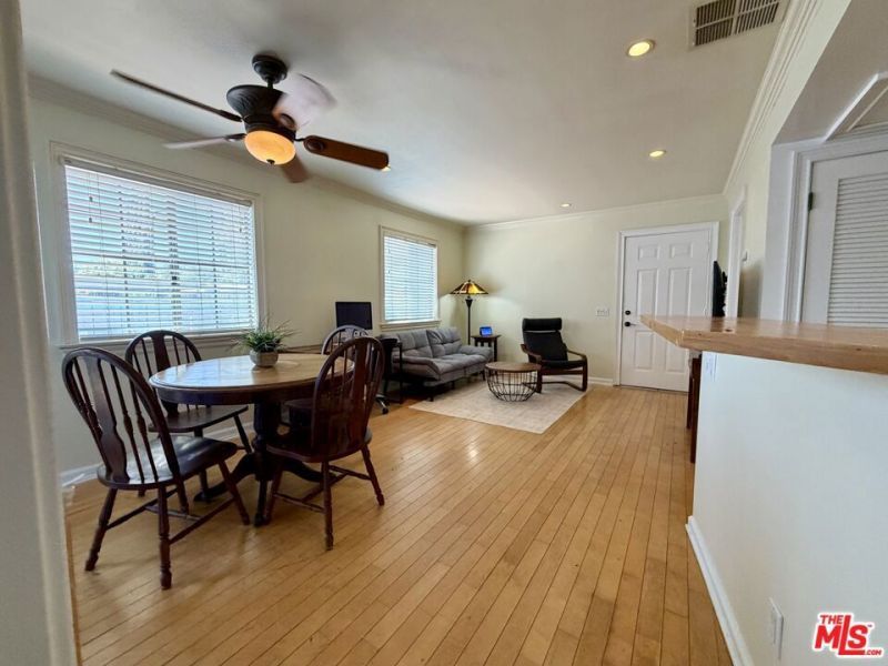 7025 Glade Avenue, Unit 5, Canoga Park, CA 91303 Main Photo