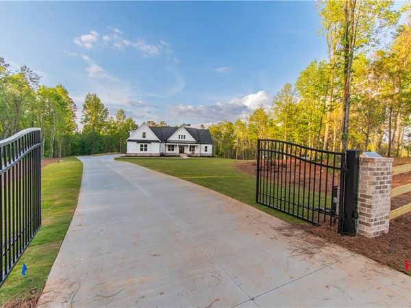 924 Browning Road, Fairmount, GA 30139