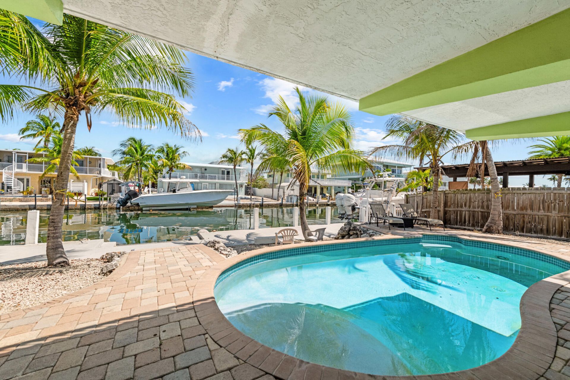 189 Ocean Drive, Tavernier, FL 33070 Photo